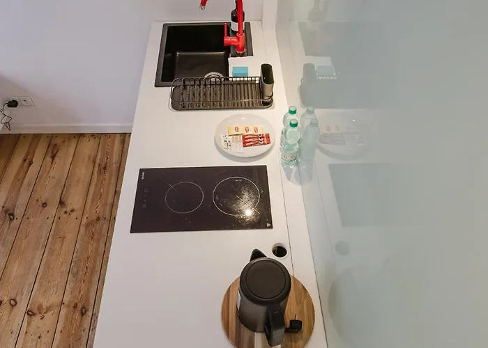 Wilson Park Loft With Mezzanine By Bookinghost