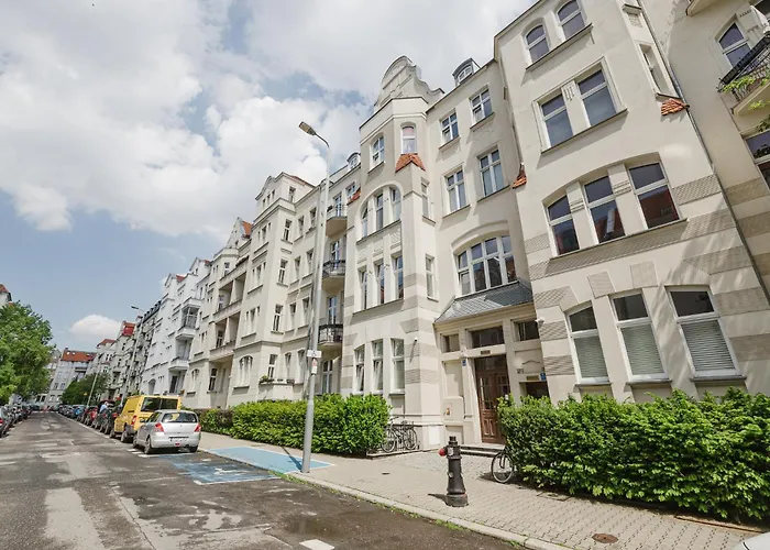 Wilson Park Loft With Mezzanine By Bookinghost Apartament